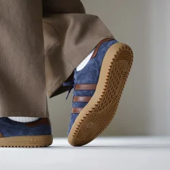 ADIDAS ORIGINALS / Bermuda Sneakers