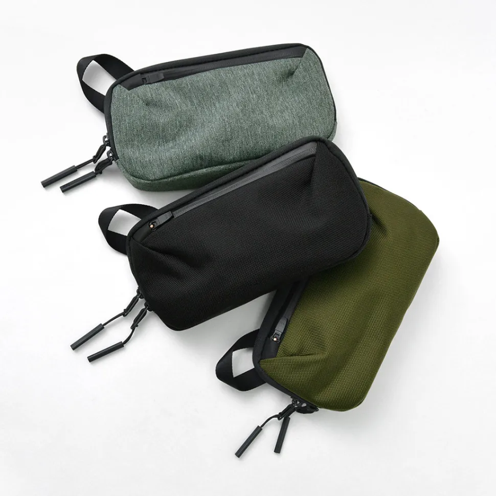 AER / Slim pouch