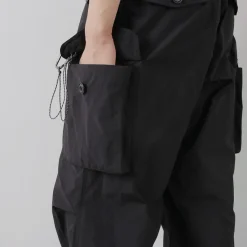 AND WANDER / Oversized Cargo Pants
