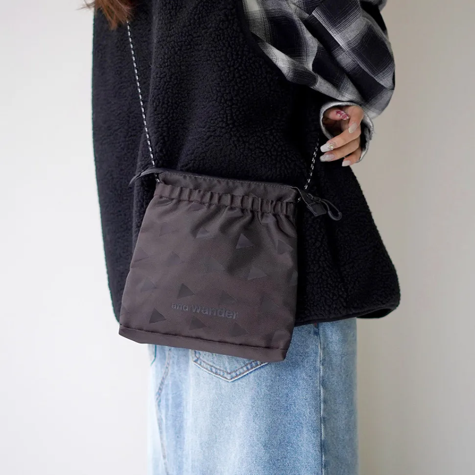 AND WANDER / Triangle Jacquard Sakosh