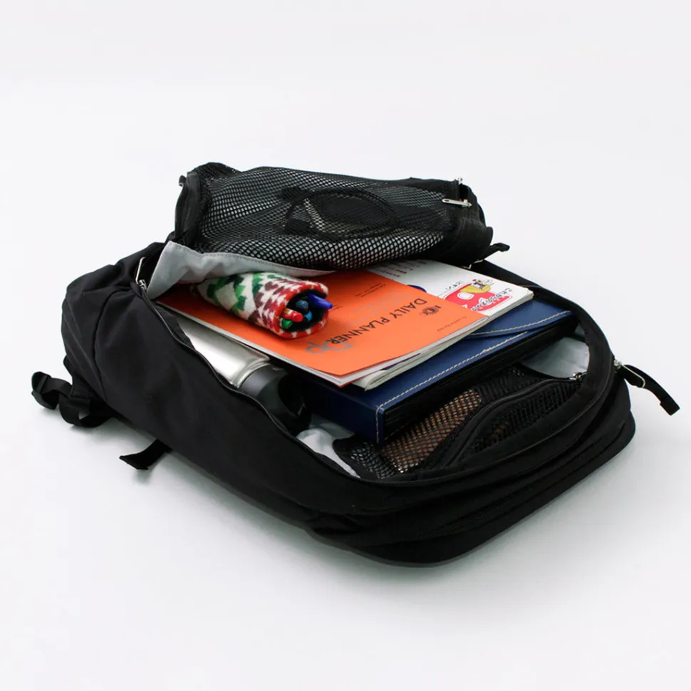 BACH / UNDERCOVER 26