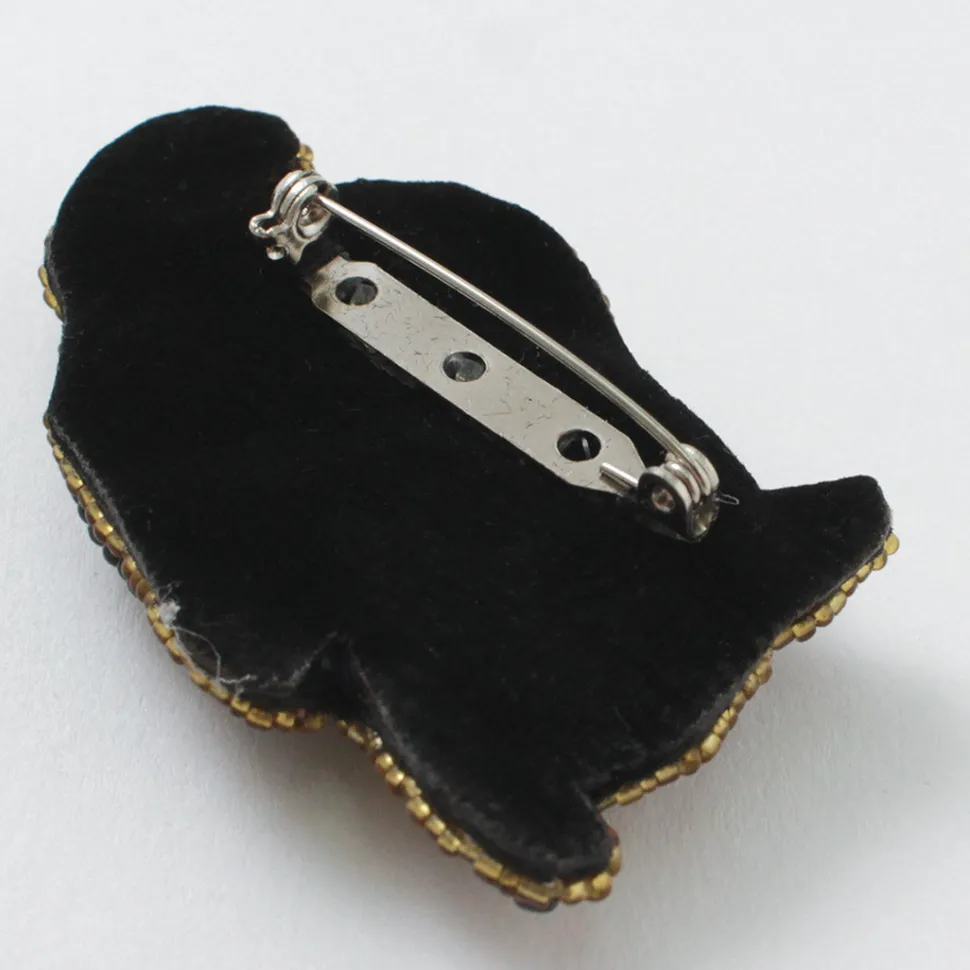 BEADED ACCESSORIES / Beaded pin badge M