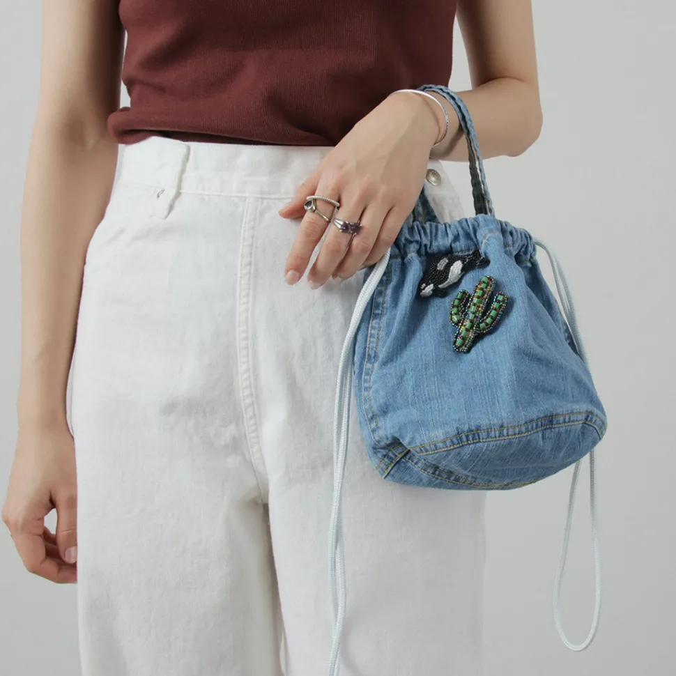 BEADED ACCESSORIES / Beaded pin badge M