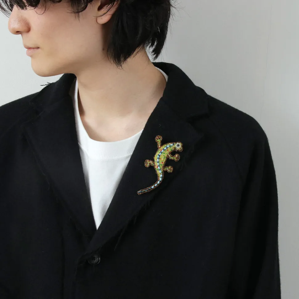 BEADED ACCESSORIES / Beaded pin badge L