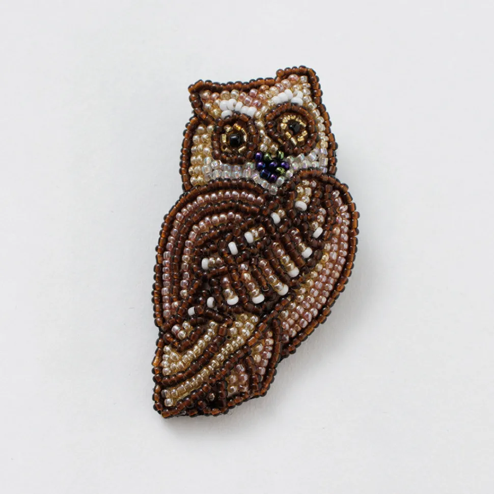 BEADED ACCESSORIES / Beaded pin badge L