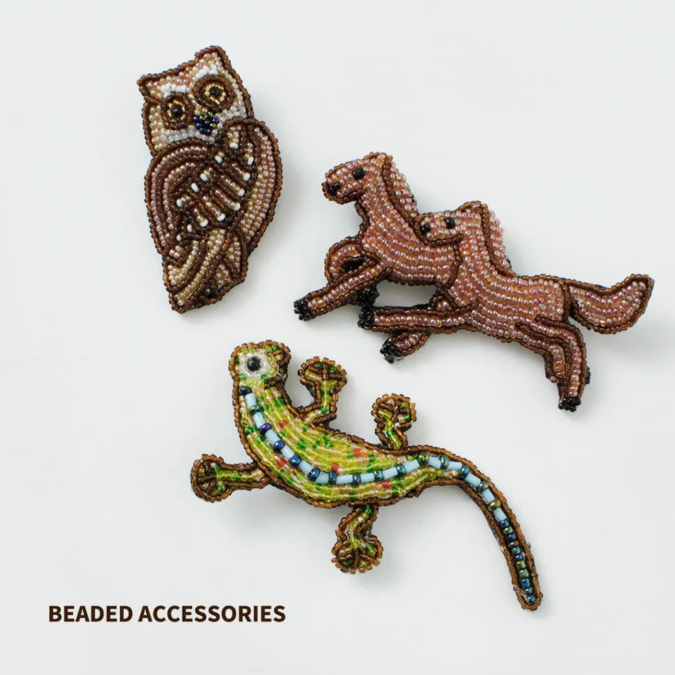BEADED ACCESSORIES / Beaded pin badge L