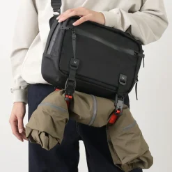 BLACK EMBER / V-Buckle Compression Strap