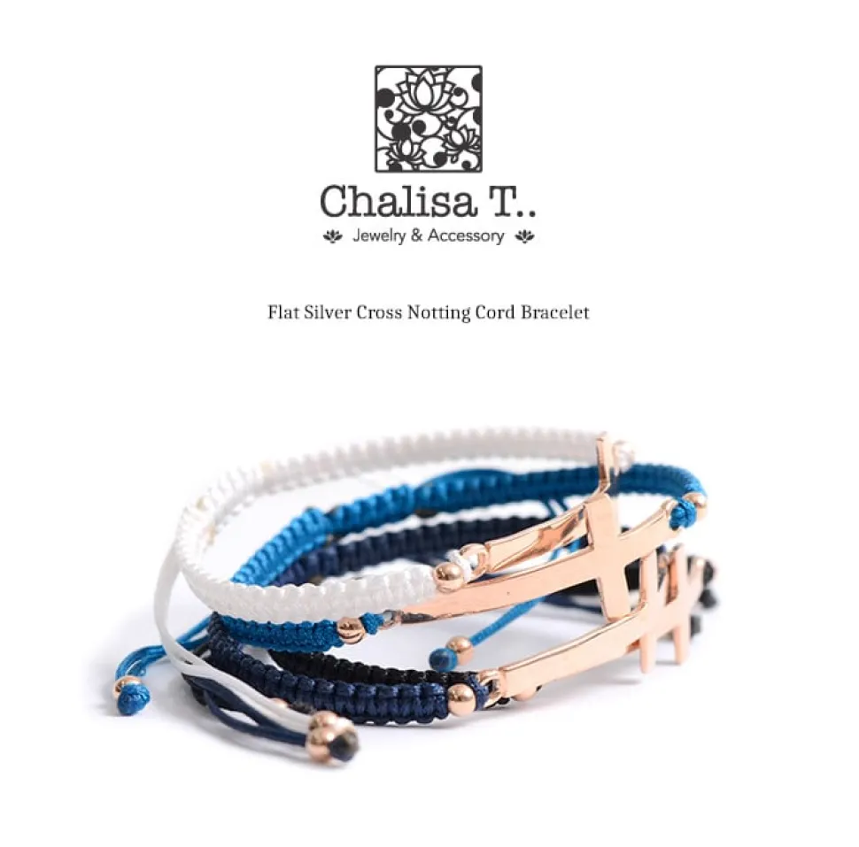 CHALISA T.. / Flatt Silver Cross Notched Cord Bracelet