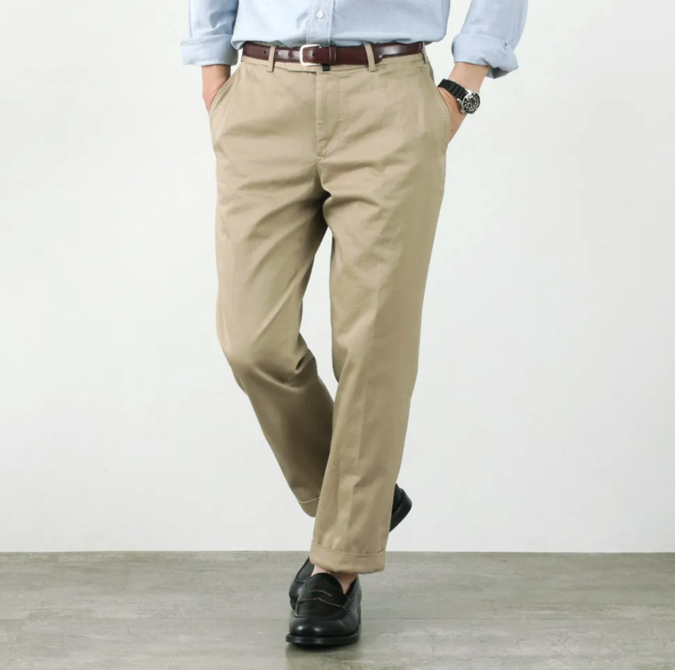 D.C.WHITE / Cotton twill regular silhouette chinos