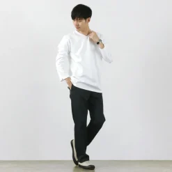 D.C.WHITE / Cotton twill regular silhouette chinos