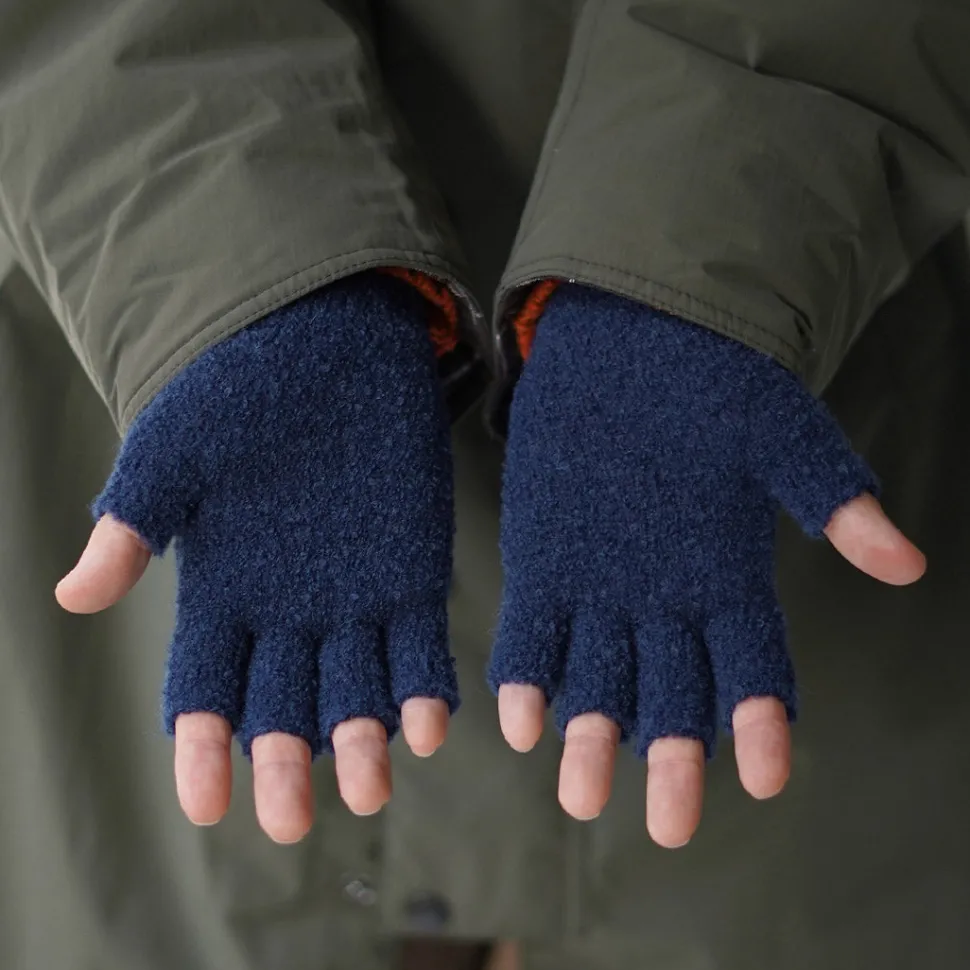 DECKA QUALITY SOCKS / Fingerless Glove Alpaca