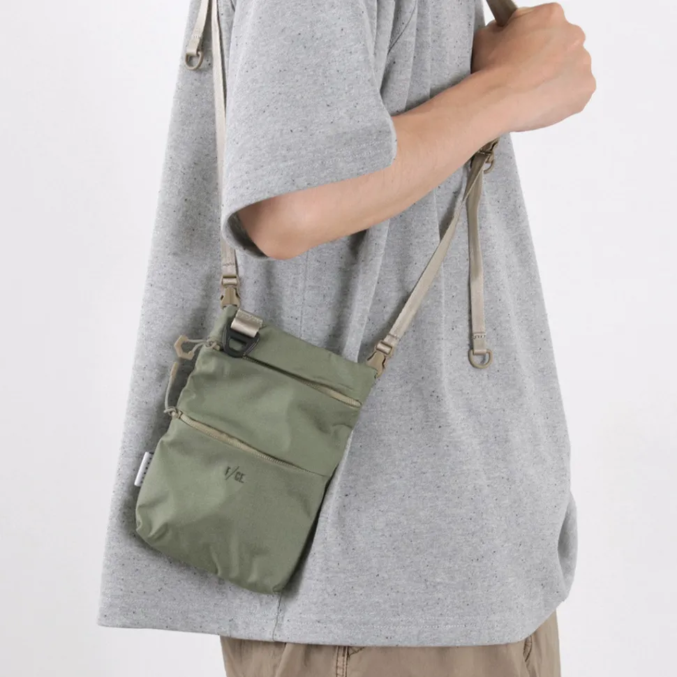 F/CE. / Cordura Fire Resistant Vertical Pouch