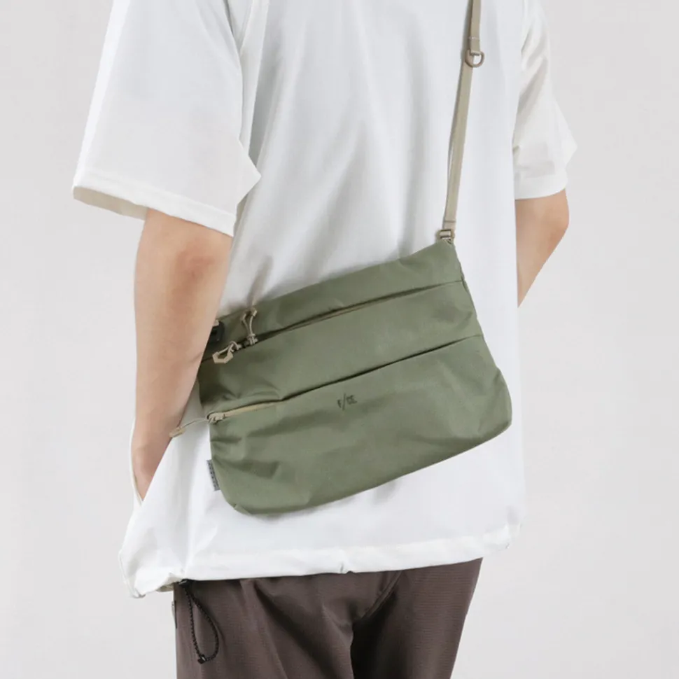 F/CE. / Cordura Fire Resistant Vertical Saccoche