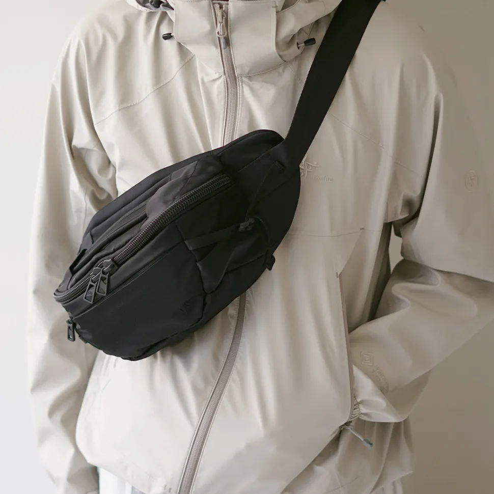 F/CE. / Recycled twill tactical waist bag