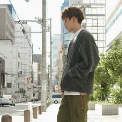 FNOR / V-Neck Boa Pullover