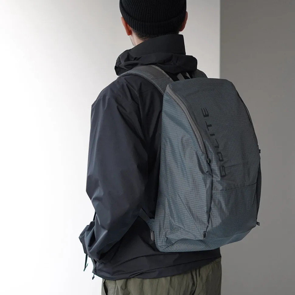 GO LITE / On 23L Backpack