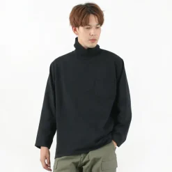 GOODWEAR / Long Sleeve Turtle Neck Pocket Tee
