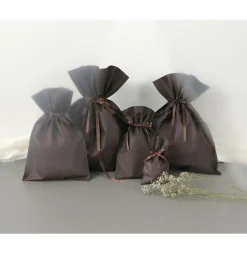 Haku Clothing / Self Wrapping