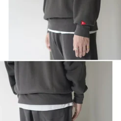 HEALTHKNIT / Room Setup Sweatshirt