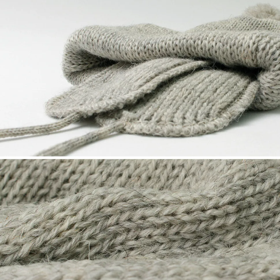 HIGHLAND 2000 / 3G Solid Bobcap Double Ear Cover and Pom Pom and Chin Rope (20cm)