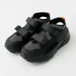 HI-TEC / East End Port Sandals