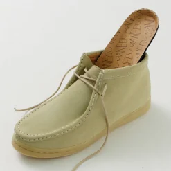 MANEBU / Boomid Suede Chukka Shoes