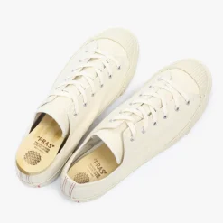 PRAS / Shoe tree Hiba wood