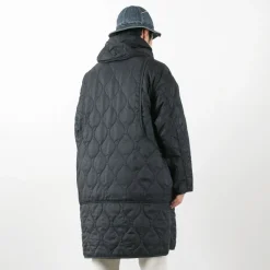 REMI RELIEF / Nylon Rip Gourd Quilted Coat Hoodie