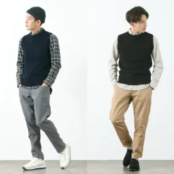 SOGLIA / LANDNOAH British Wool Crew Neck Knitted Vest