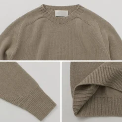 SOGLIA / Weaners Seamless Merino Wool Crew Neck Sweater