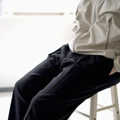 WHITE MOUNTAINEERING / Stretch Twill One-tuck Pants